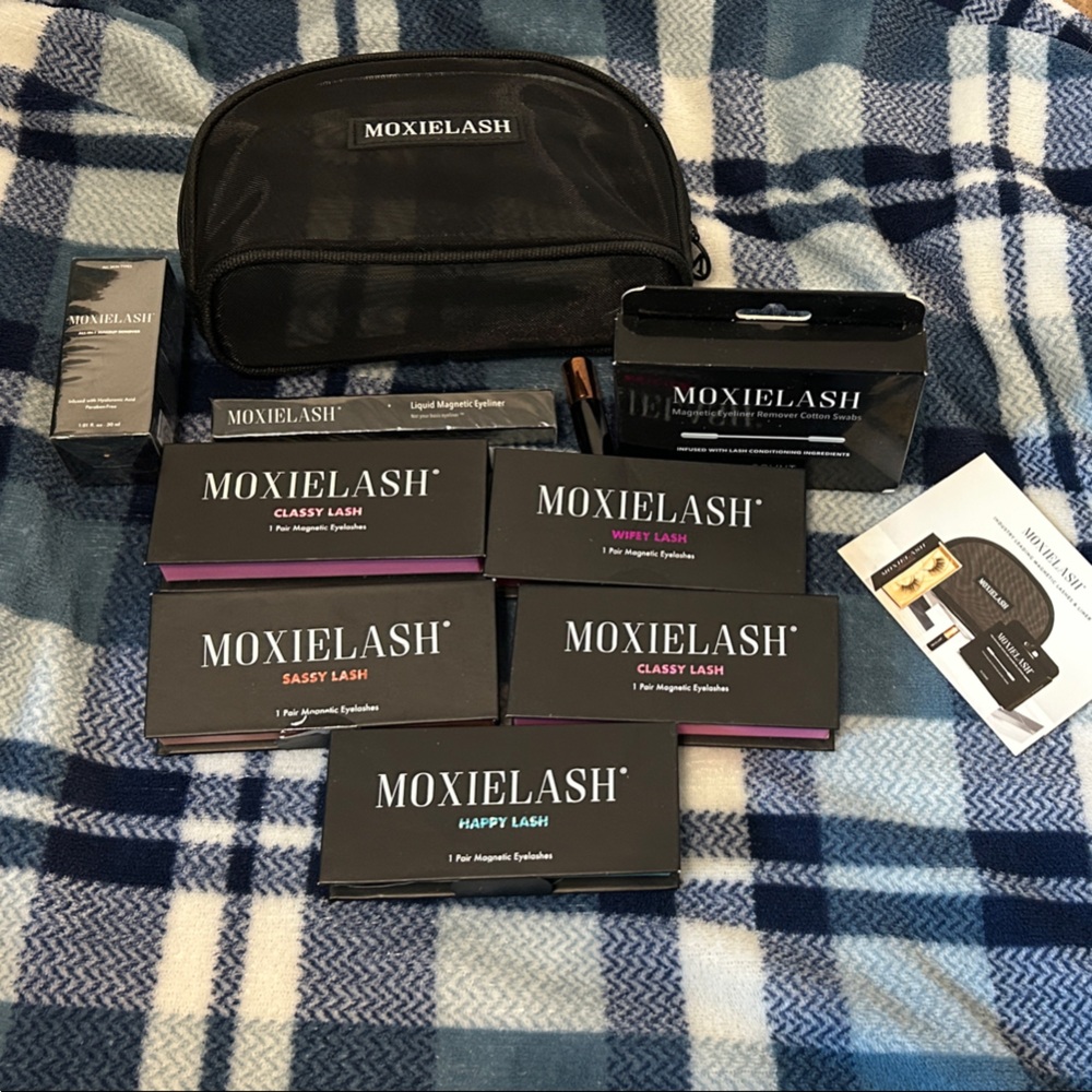 MoxieLash Magnetic Eyelash Kit - Black